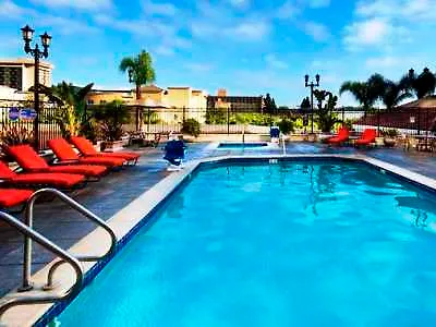 Doubletree Suites By Hilton Anaheim Resort/Convention Center